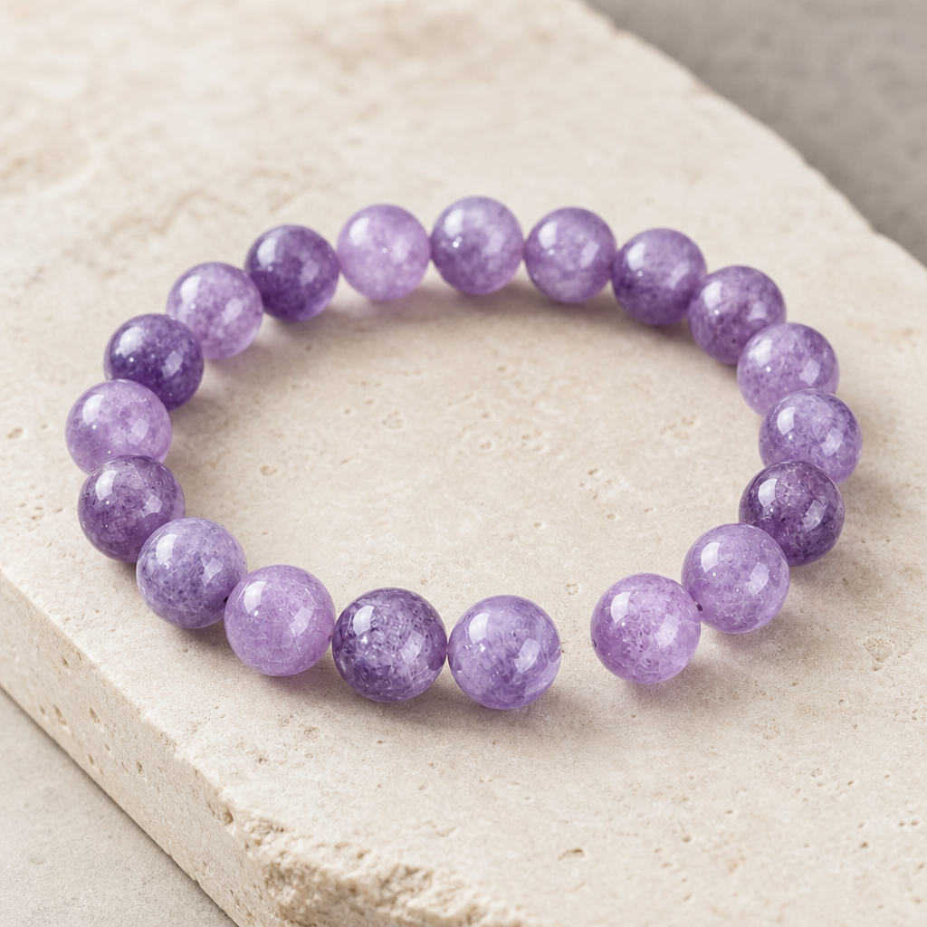 Natural Amethyst Bead Bracelet Hero Support A product image featuring Amethyst.