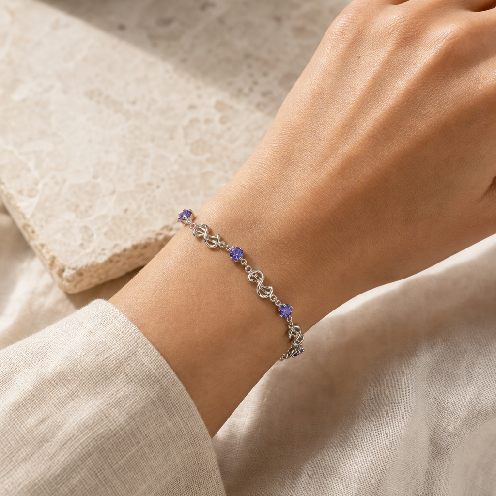 Amethyst Silver Link Bracelet Story Lifestyle product image featuring Amethyst.